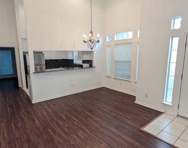 2918 Ranch Road 620 N - Photo Thumbnail 6