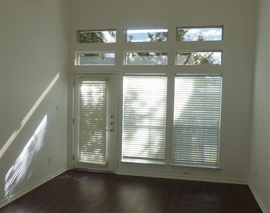 2918 Ranch Road 620 N - Photo Thumbnail 15