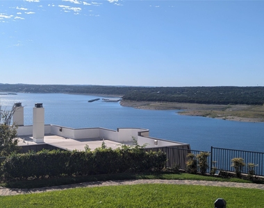 2918 Ranch Road 620 N - Photo Thumbnail 24