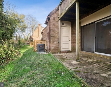 10 Pine Bark Court - Photo Thumbnail 19