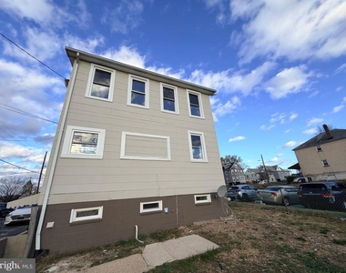 3 E Overlea Avenue - Photo Thumbnail 29