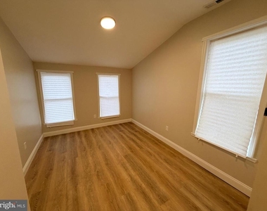3 E Overlea Avenue - Photo Thumbnail 27