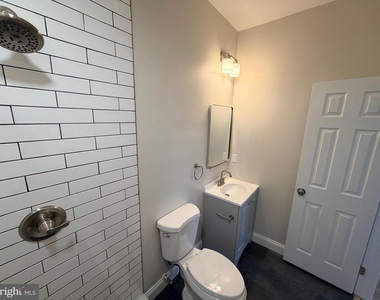 3 E Overlea Avenue - Photo Thumbnail 18