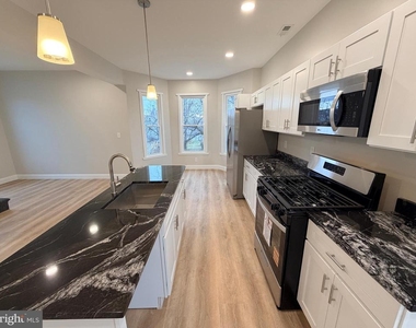 3 E Overlea Avenue - Photo Thumbnail 6