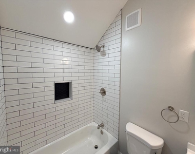 3 E Overlea Avenue - Photo Thumbnail 25