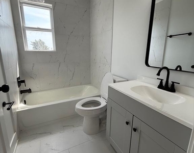 2125 Oakland Road - Photo Thumbnail 11