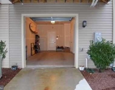 1728 Lantern Mews - Photo Thumbnail 6