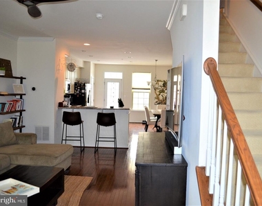1728 Lantern Mews - Photo Thumbnail 4