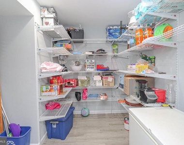 2426 Vineyard Lane - Photo Thumbnail 34