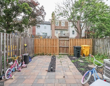 2426 Vineyard Lane - Photo Thumbnail 37