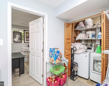 2426 Vineyard Lane - Photo Thumbnail 35