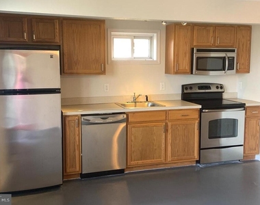 1072 River Bay Road - Photo Thumbnail 3