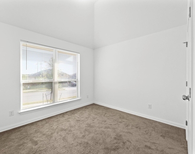489 Cherrystone Loop - Photo Thumbnail 14