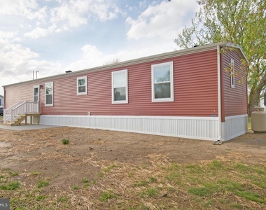 161 Carnation Drive - Photo Thumbnail 3