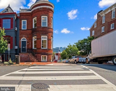 3348 Prospect Street Nw - Photo Thumbnail 1