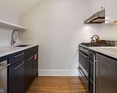 3348 Prospect Street Nw - Photo Thumbnail 10