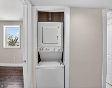 622 Eastern Avenue Ne - Photo Thumbnail 14