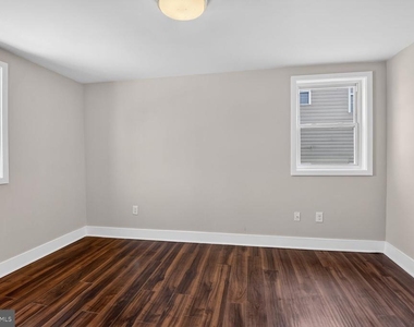 622 Eastern Avenue Ne - Photo Thumbnail 10