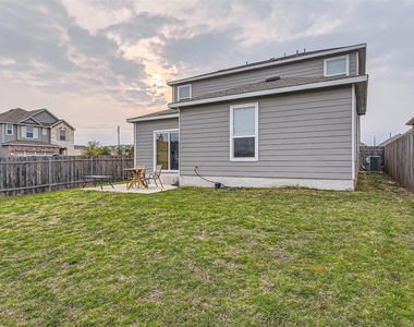6521 Carriage Pines Dr - Photo Thumbnail 37