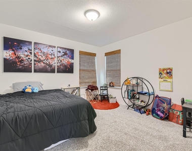 6521 Carriage Pines Dr - Photo Thumbnail 26