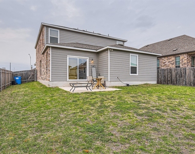 6521 Carriage Pines Dr - Photo Thumbnail 35