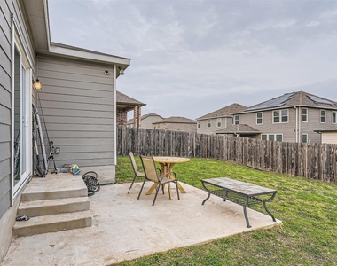 6521 Carriage Pines Dr - Photo Thumbnail 34