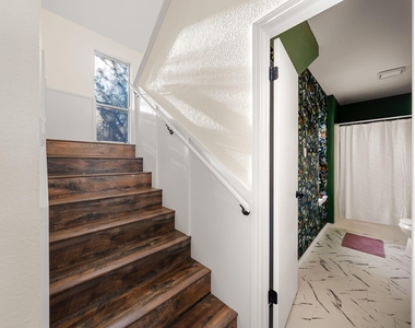 42 La Buena Vista Dr - Photo Thumbnail 13