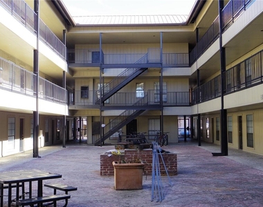 2401 Leon St - Photo Thumbnail 1