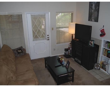 806 W24 St - Photo Thumbnail 2