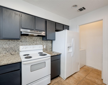 5304 Indio Cv - Photo Thumbnail 10