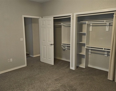 16 Brenda Ln - Photo Thumbnail 38