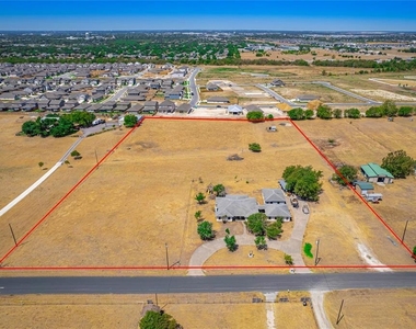 16 Brenda Ln - Photo Thumbnail 39