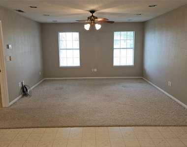 16 Brenda Ln - Photo Thumbnail 31