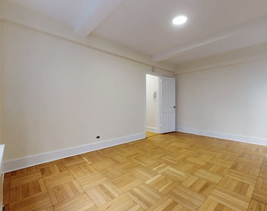 141 East 56th Street - Photo Thumbnail 6