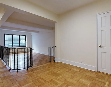 141 East 56th Street - Photo Thumbnail 1