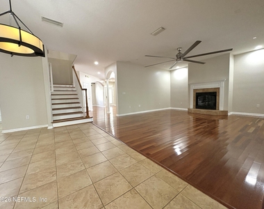 11288 Panther Creek Parkway - Photo Thumbnail 7