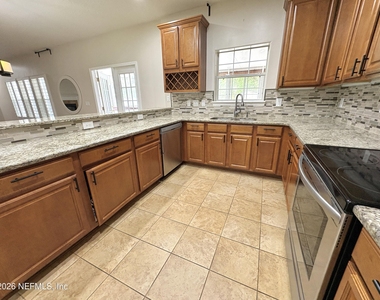 11288 Panther Creek Parkway - Photo Thumbnail 10