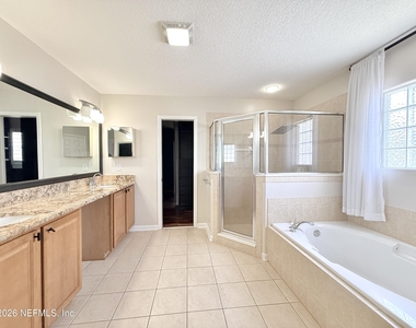 11288 Panther Creek Parkway - Photo Thumbnail 24