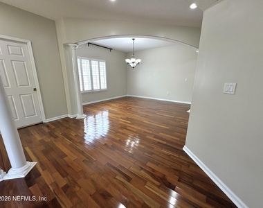 11288 Panther Creek Parkway - Photo Thumbnail 5