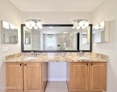 11288 Panther Creek Parkway - Photo Thumbnail 25