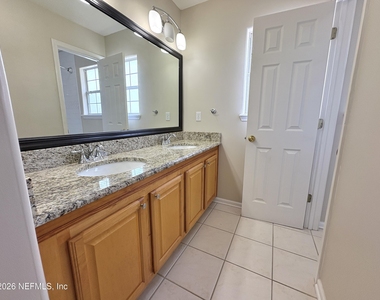 11288 Panther Creek Parkway - Photo Thumbnail 21