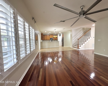 11288 Panther Creek Parkway - Photo Thumbnail 8