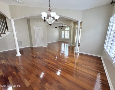 11288 Panther Creek Parkway - Photo Thumbnail 4