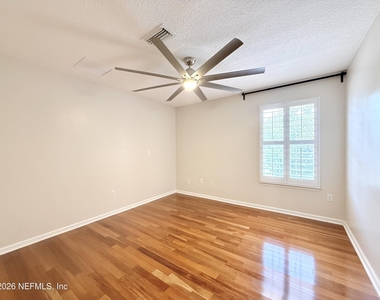 11288 Panther Creek Parkway - Photo Thumbnail 5