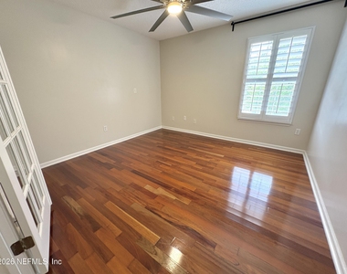 11288 Panther Creek Parkway - Photo Thumbnail 19