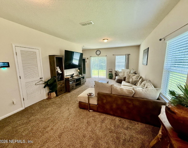 887 Capitol Parkway - Photo Thumbnail 3