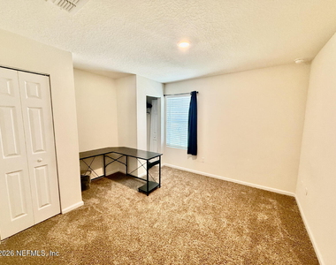 887 Capitol Parkway - Photo Thumbnail 7