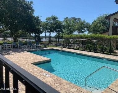 1255 Ponce Island Drive - Photo Thumbnail 12
