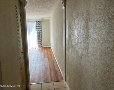 1255 Ponce Island Drive - Photo Thumbnail 6