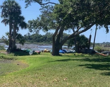 1255 Ponce Island Drive - Photo Thumbnail 11